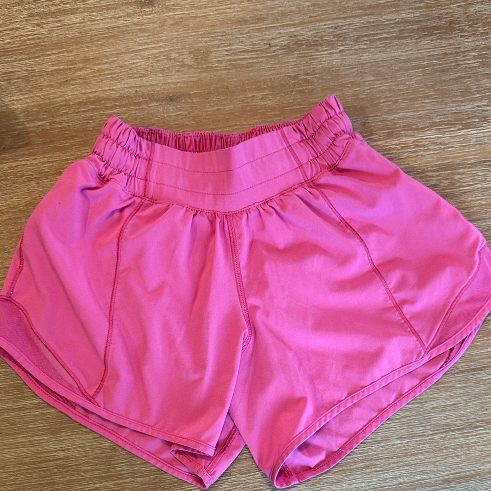 lululemon athletica Hot Pink - Hotty Hot Short - 2.5. Size 0